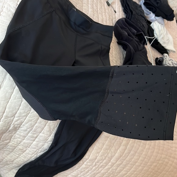 Athlete leggings, size small - Picture 4 of 4